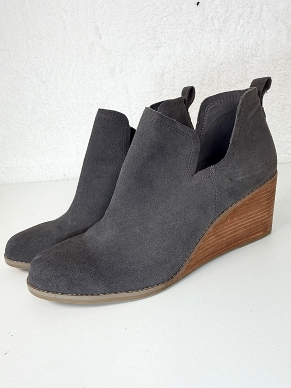 TOMS Gray Suede Wedge Booties Womens 11 Cutout Ankle Boots comfort stylish wedge